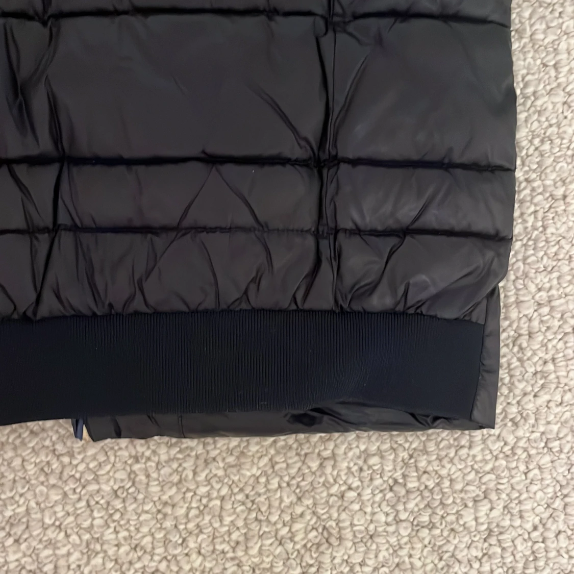 Svart pufferjacka från Scotch & Soda - 4
