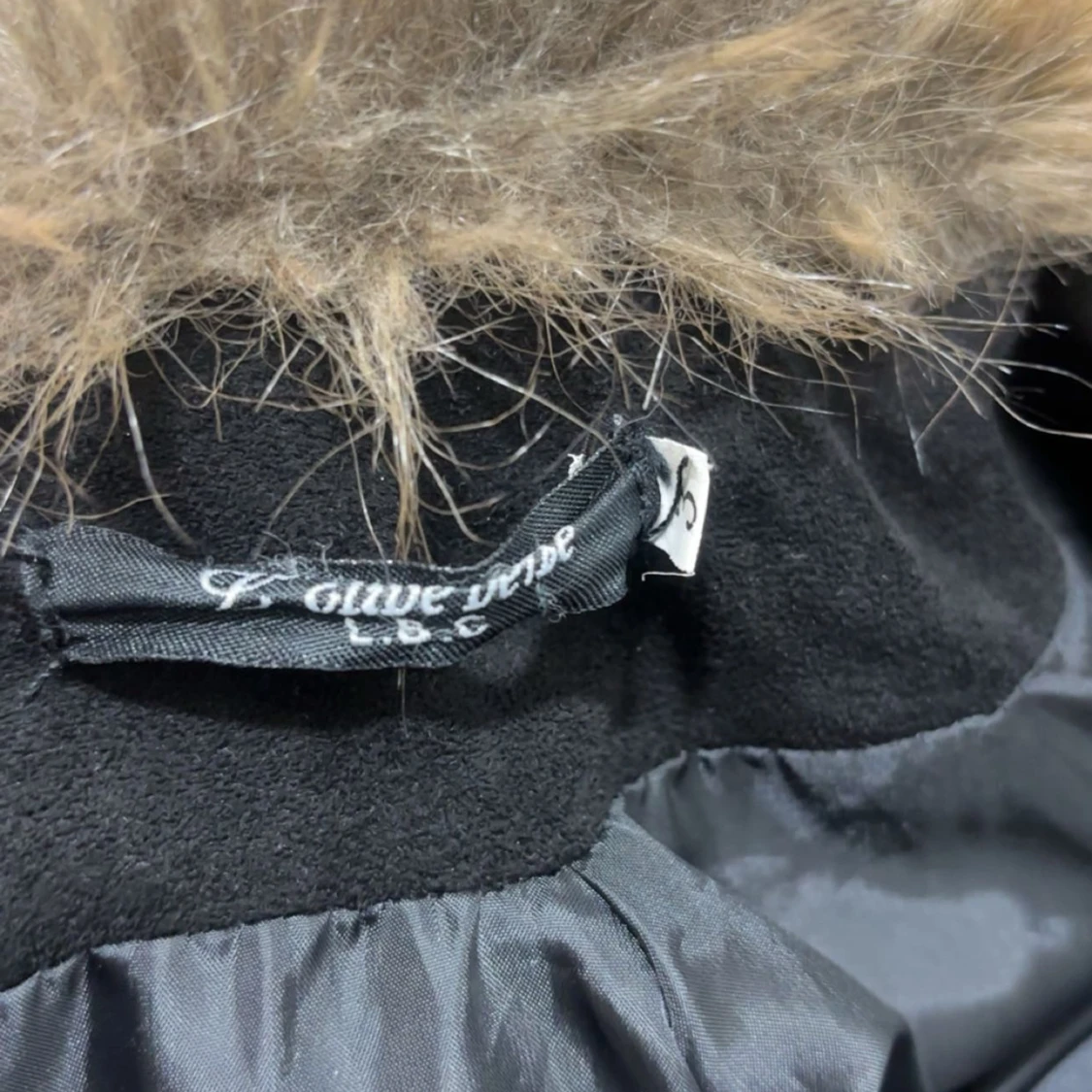 Lyxig brun och svart pälsad Jacka  - 2