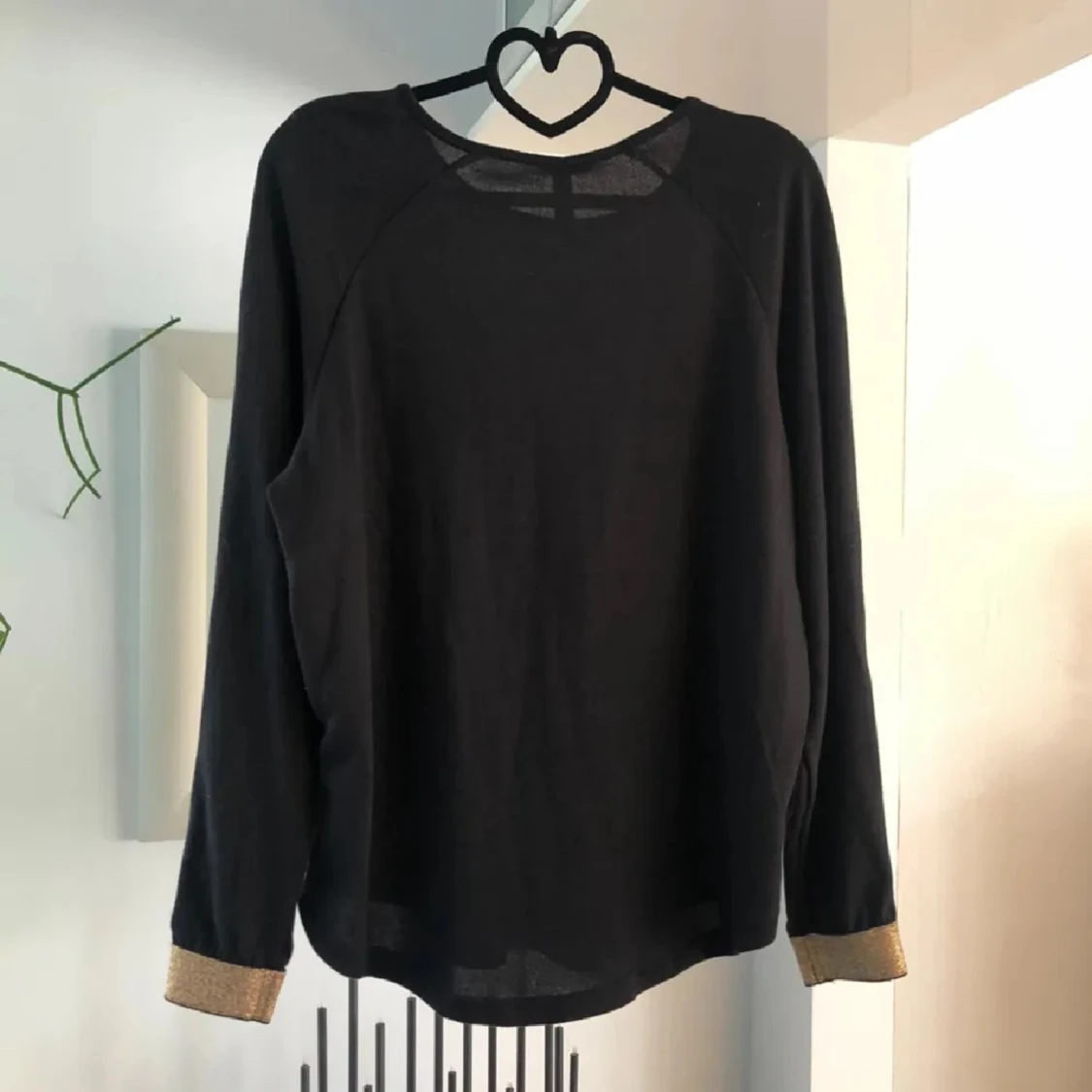 Svart långärmad tröja från Prepair NY