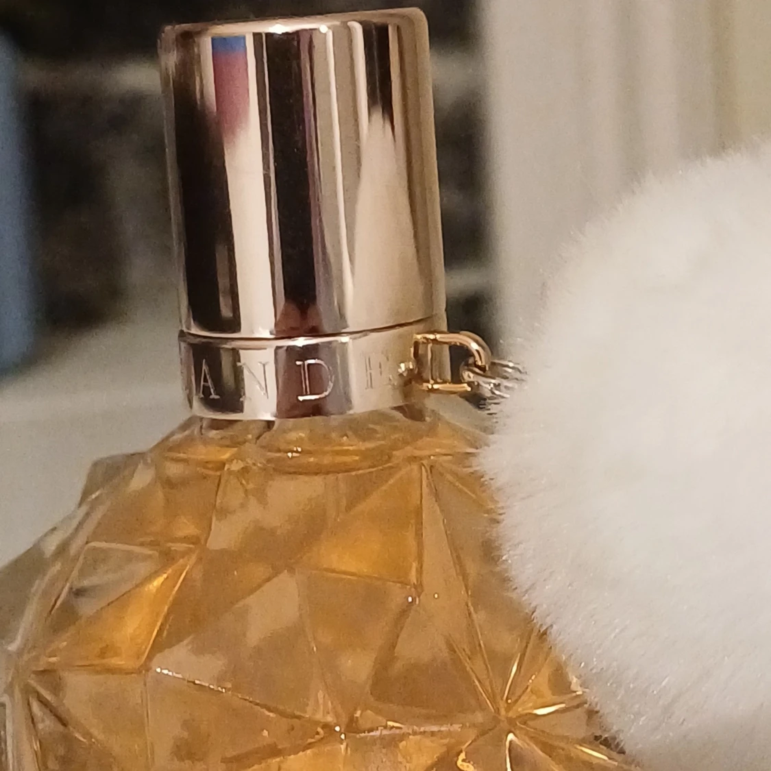 Ari by Ariana Grande Parfym 30ml - 1