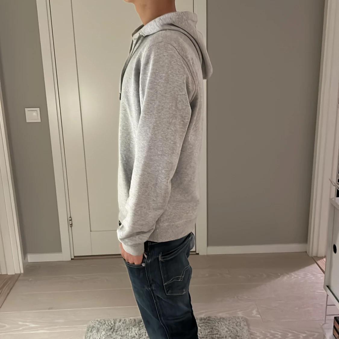 Grå hoodie från Stenströms - 1