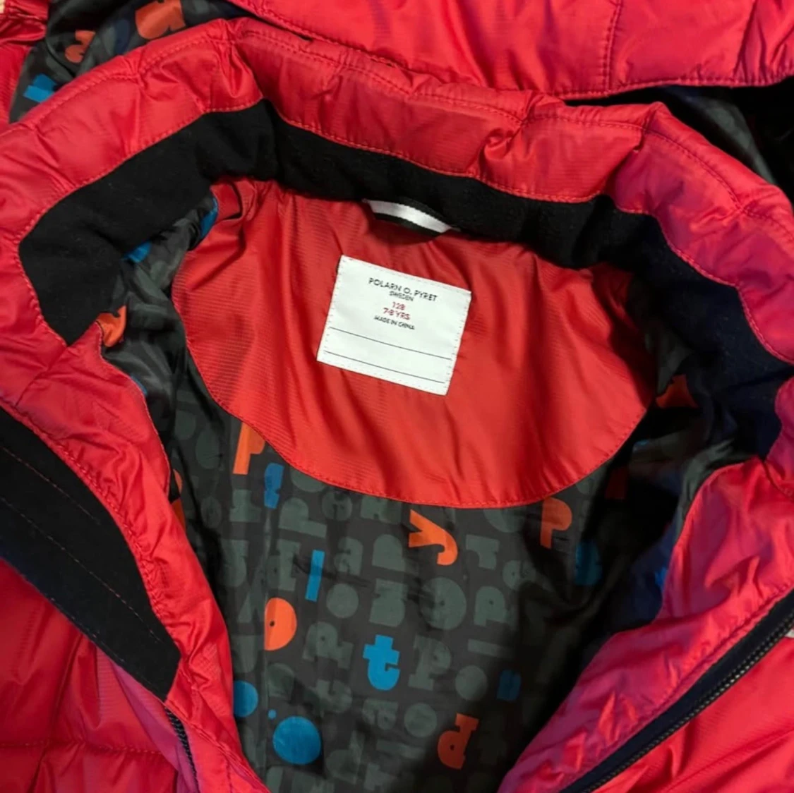 Röd pufferjacka från Polarn O. Pyret - 1