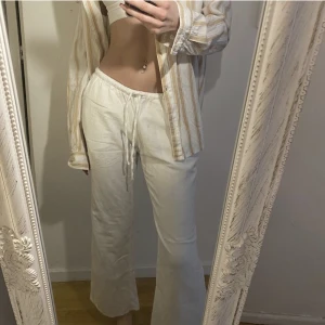 linnebyxor strl xs - så fina linnebyxor som är använda få gånger, fint skick🫶🏻