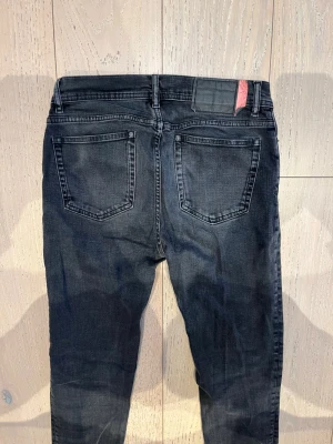 Acne jeans - Skick: 9/10 