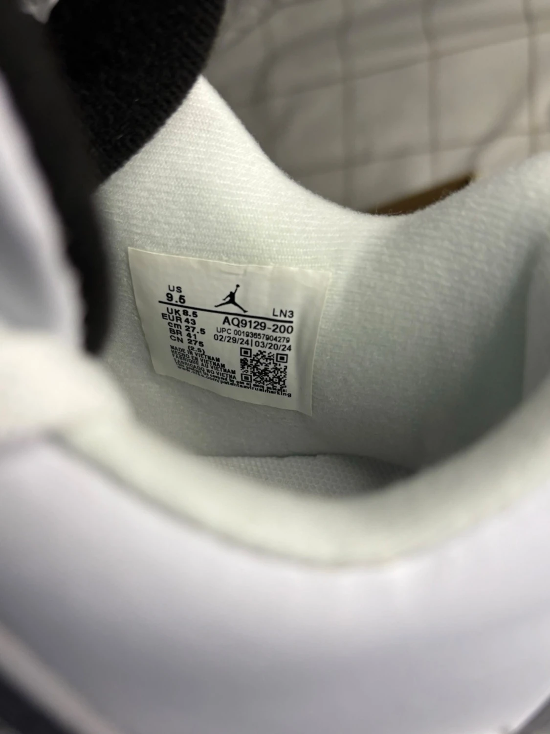 Nike Air Jordan 4 Vit/Grå Sneakers - 6