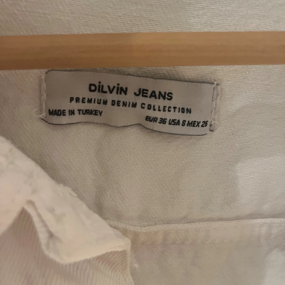 Vit croppad jeansjacka - 3