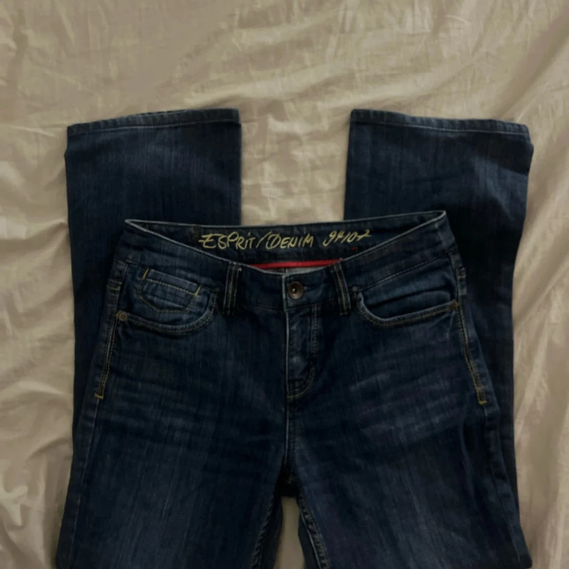 Mörkblå jeans från Esprit - 1