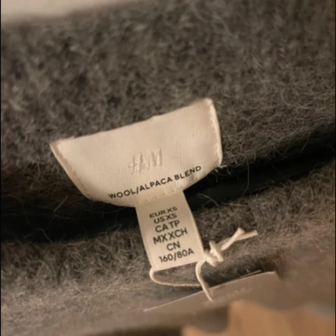 Grå ulltröja i alpackablandning H&M - 2