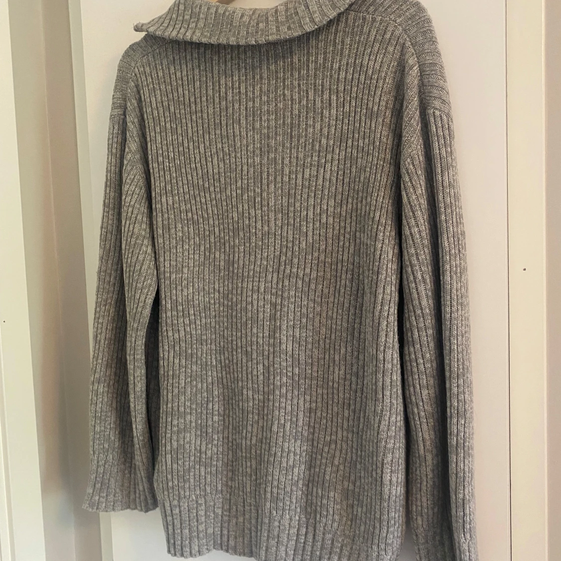 Grå ribbstickad half zip-tröja H&M - 1