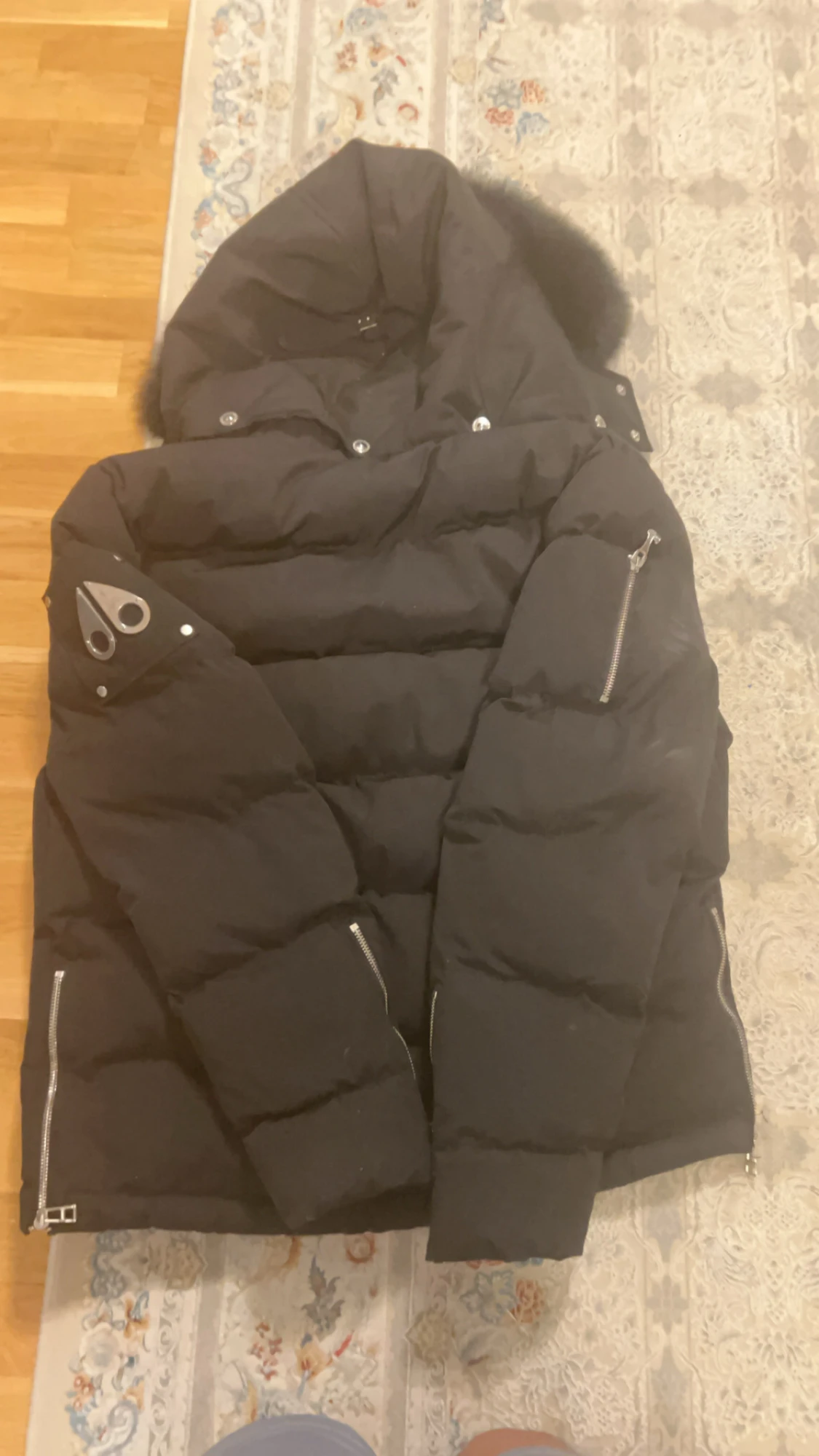 Svart Moose Knuckles dunjacka med päls - 1