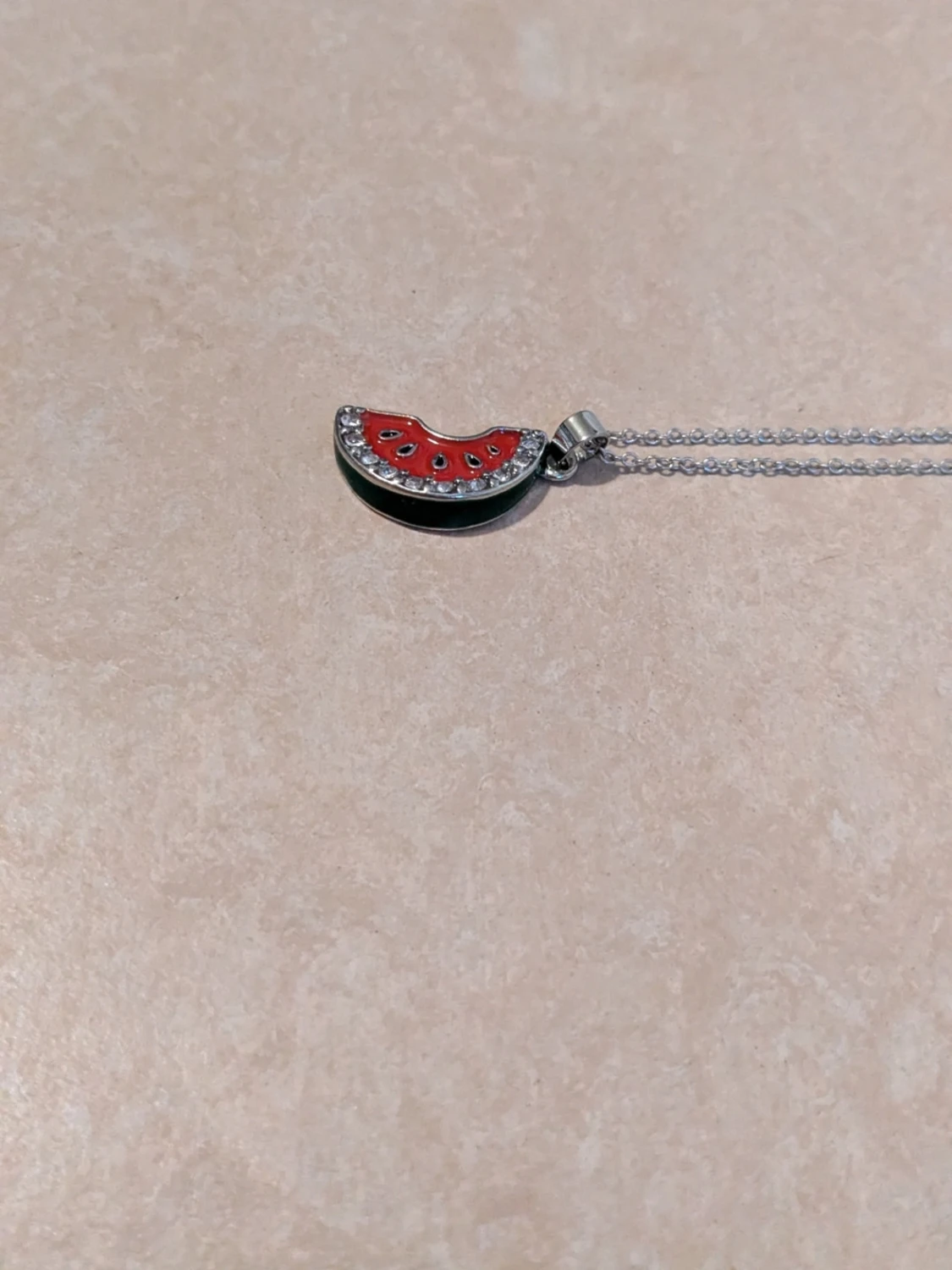 Halsband med vattenmelon-hänge