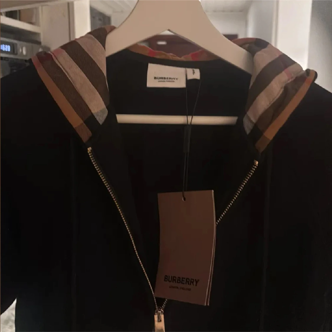 Burberry hoodie - 1
