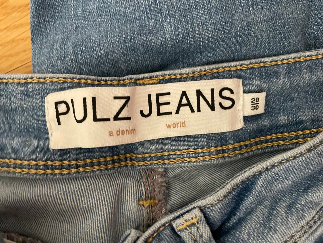 raka ljusblå jeans - 2