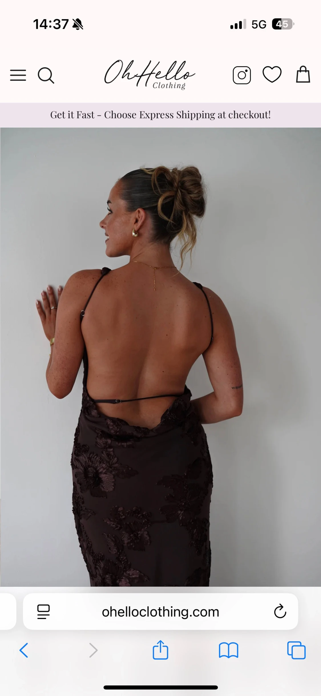 Mörkbrun långklänning med blommor - 2