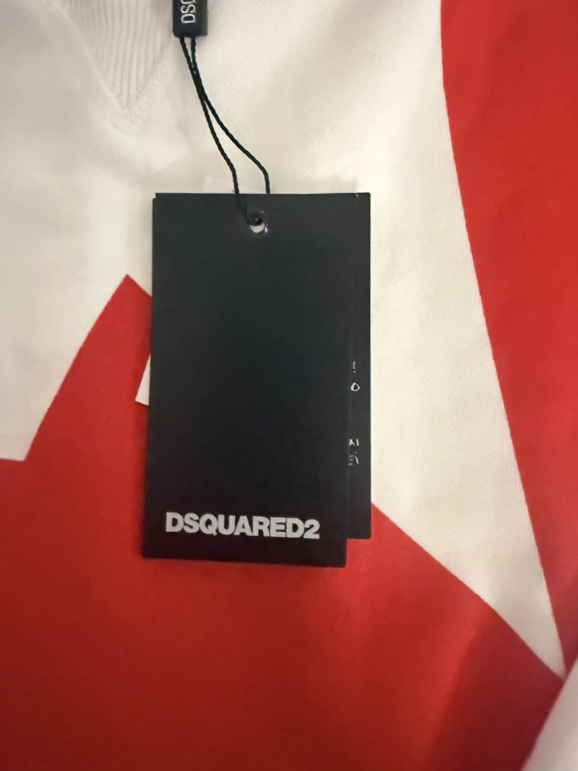 Vit och röd sweatshirt från DSQUARED2