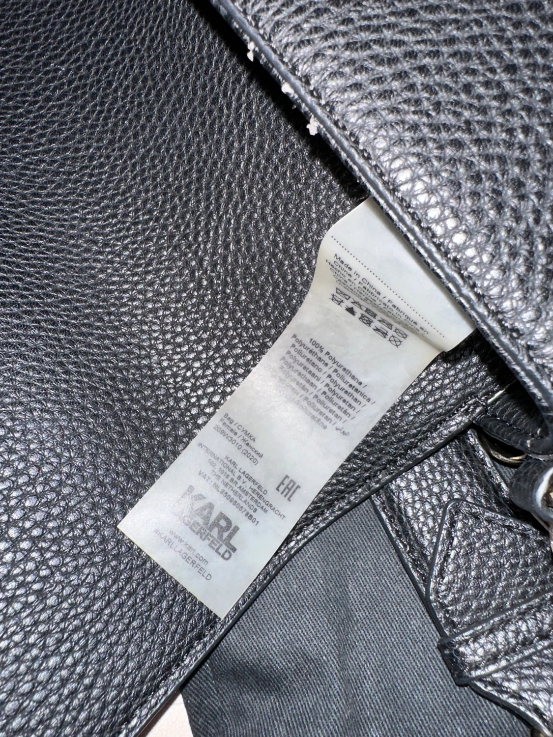 Svart axelväska från Karl Lagerfeld - 1