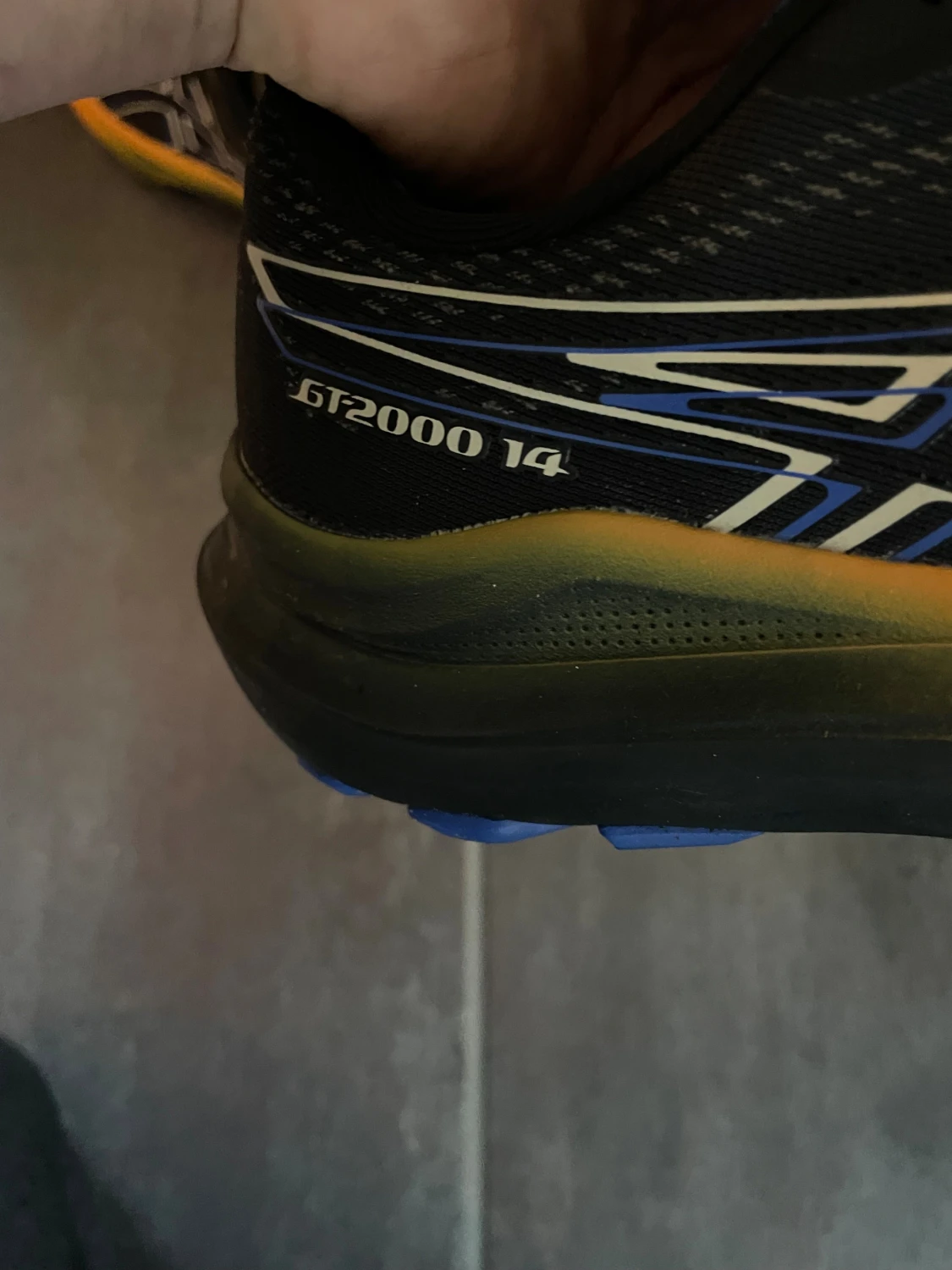 ASICS GT-2000 14 Gore-Tex  - 4