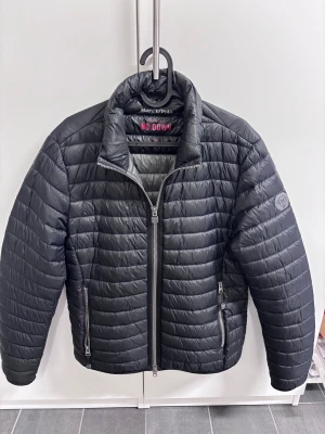 Marc O Polo Jacka - Marc O Polo Jacka | Skick 10/10 | Storlek S | Nypris 1600kr | Frakt via PostNord eller Instabox på kundens bekostnad | Hör av er vid funderingar📧