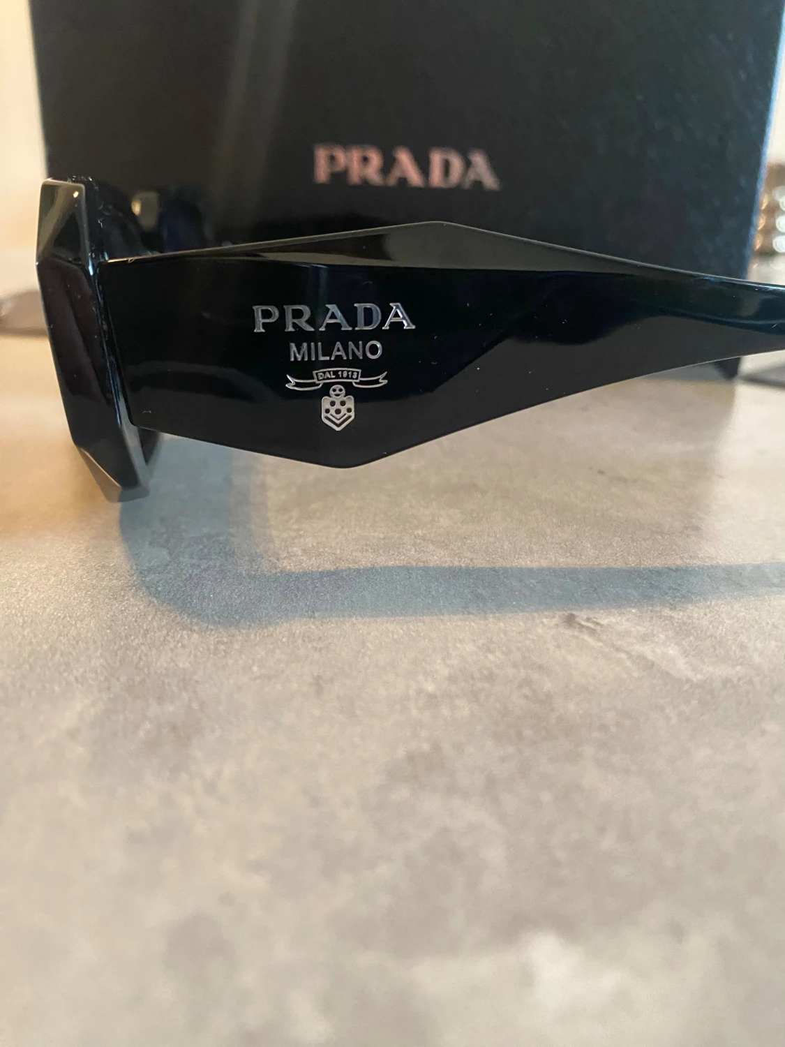 Prada Solglasögon  - 1