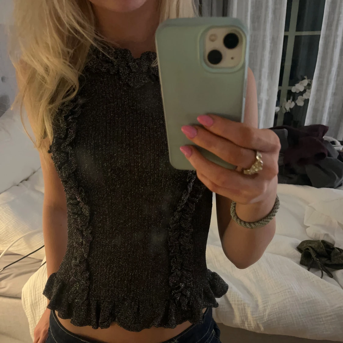 Glittrig volangtopp från Zara - 1