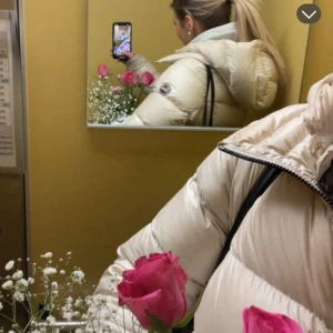  Colmar jacka  - Intressekoll  på colmar jacka jättefin men säljer pga köpt en annan.  storlek m men passar s 