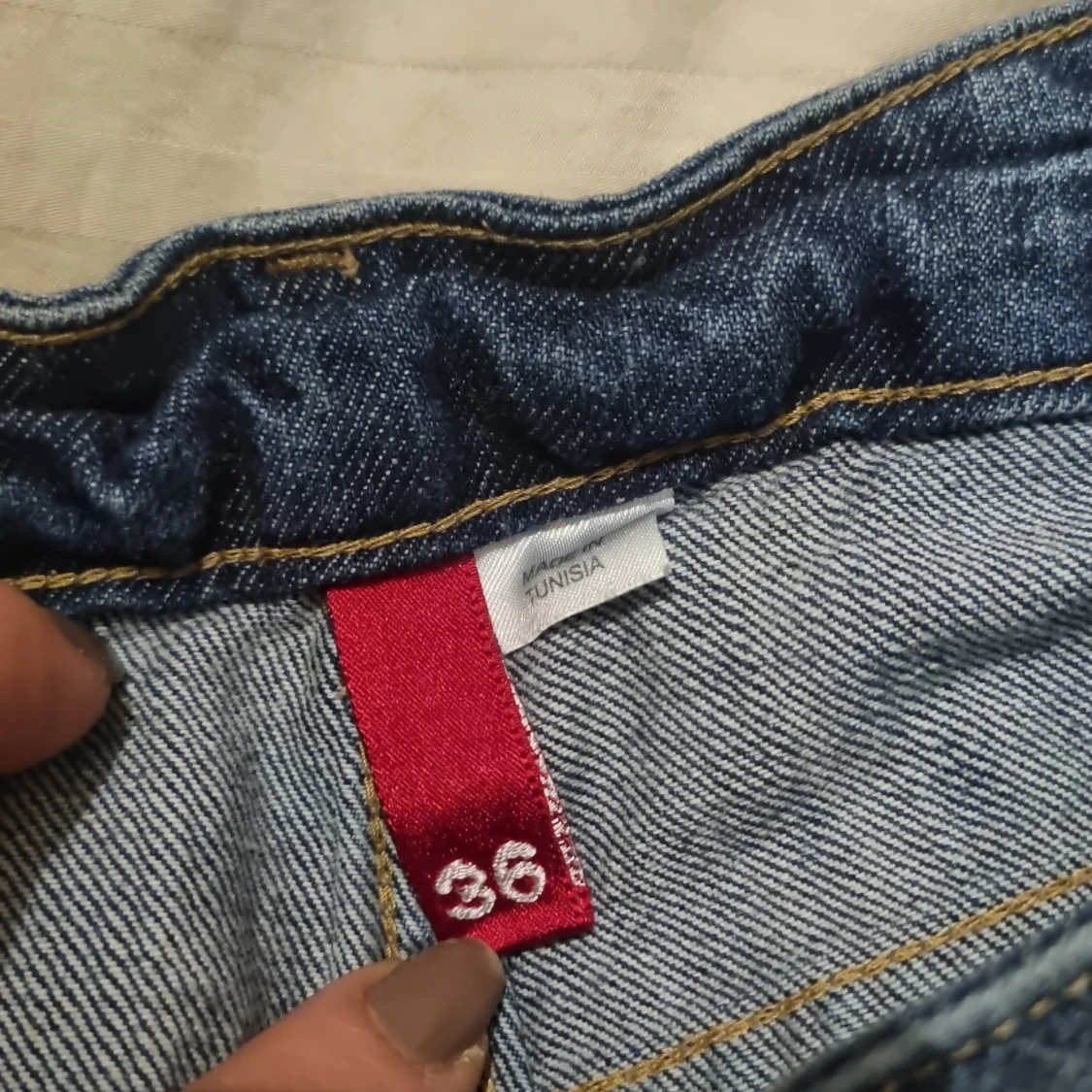 Blå jeansshorts från H&M DIVIDED - 2