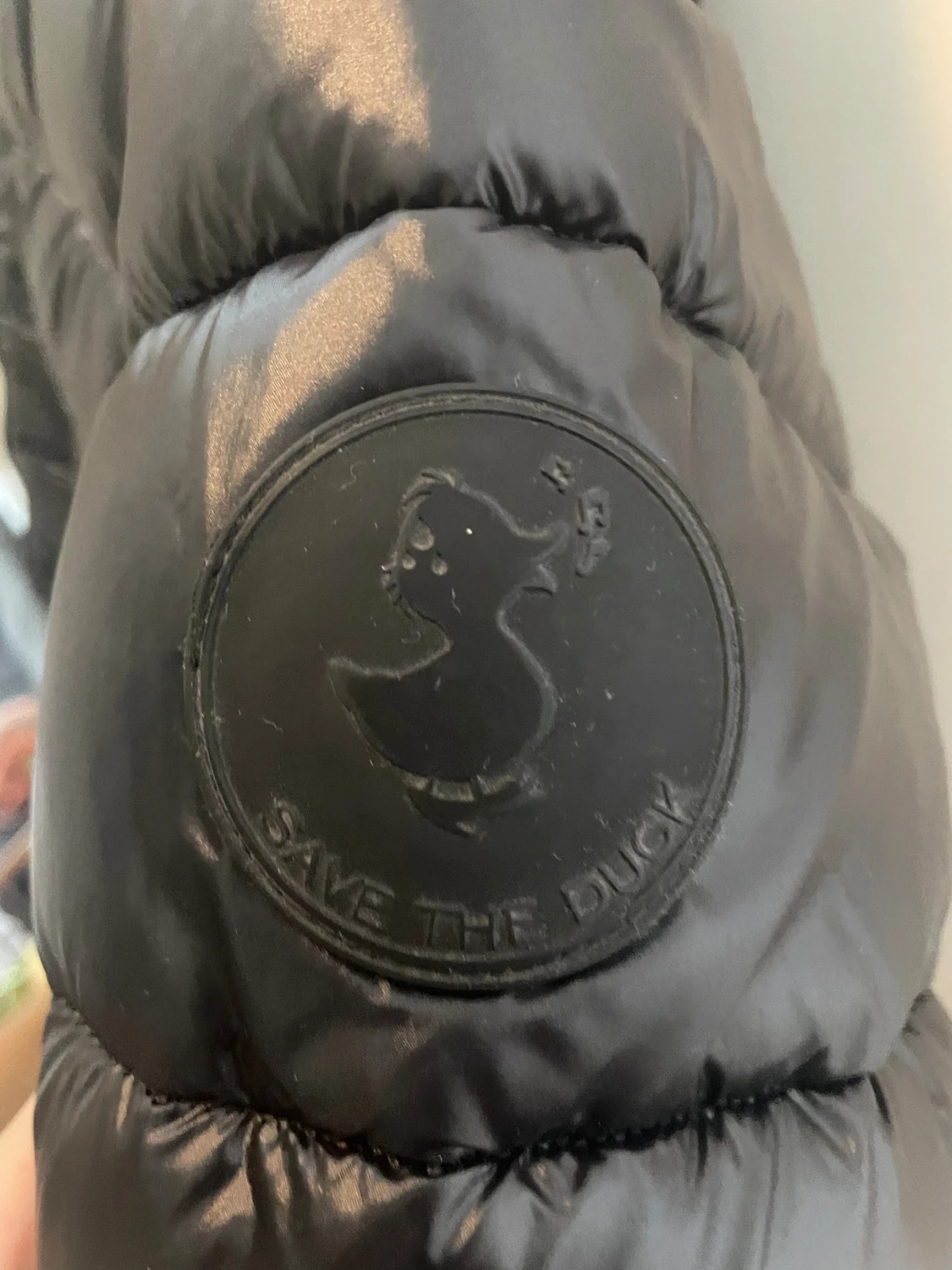 Svart pufferjacka från Save The Duck - 4