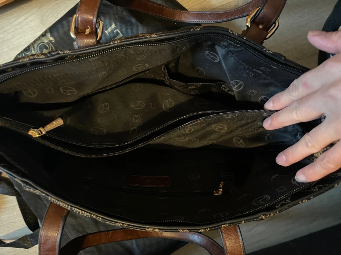 Svart handväska från Giulia Pieralli - 4