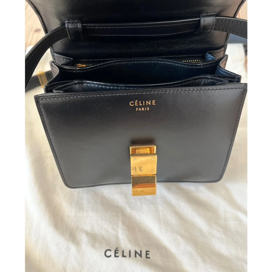 Svart axelväska från Céline i skinn - 2