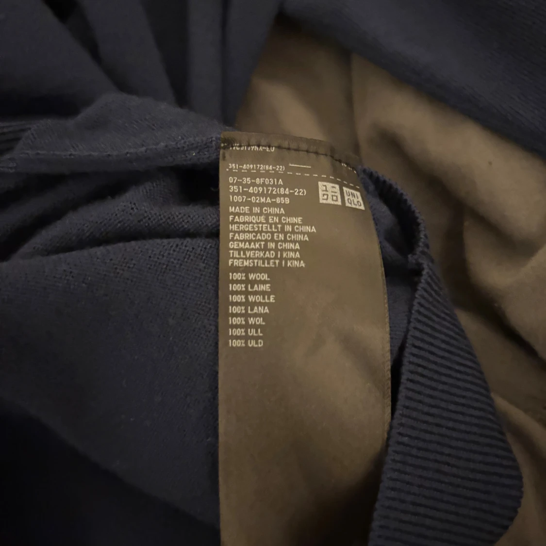 Blå stickad tröja från Uniqlo - 3