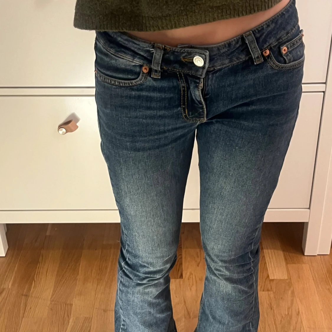 Blå bootcut jeans från Junkyard XS