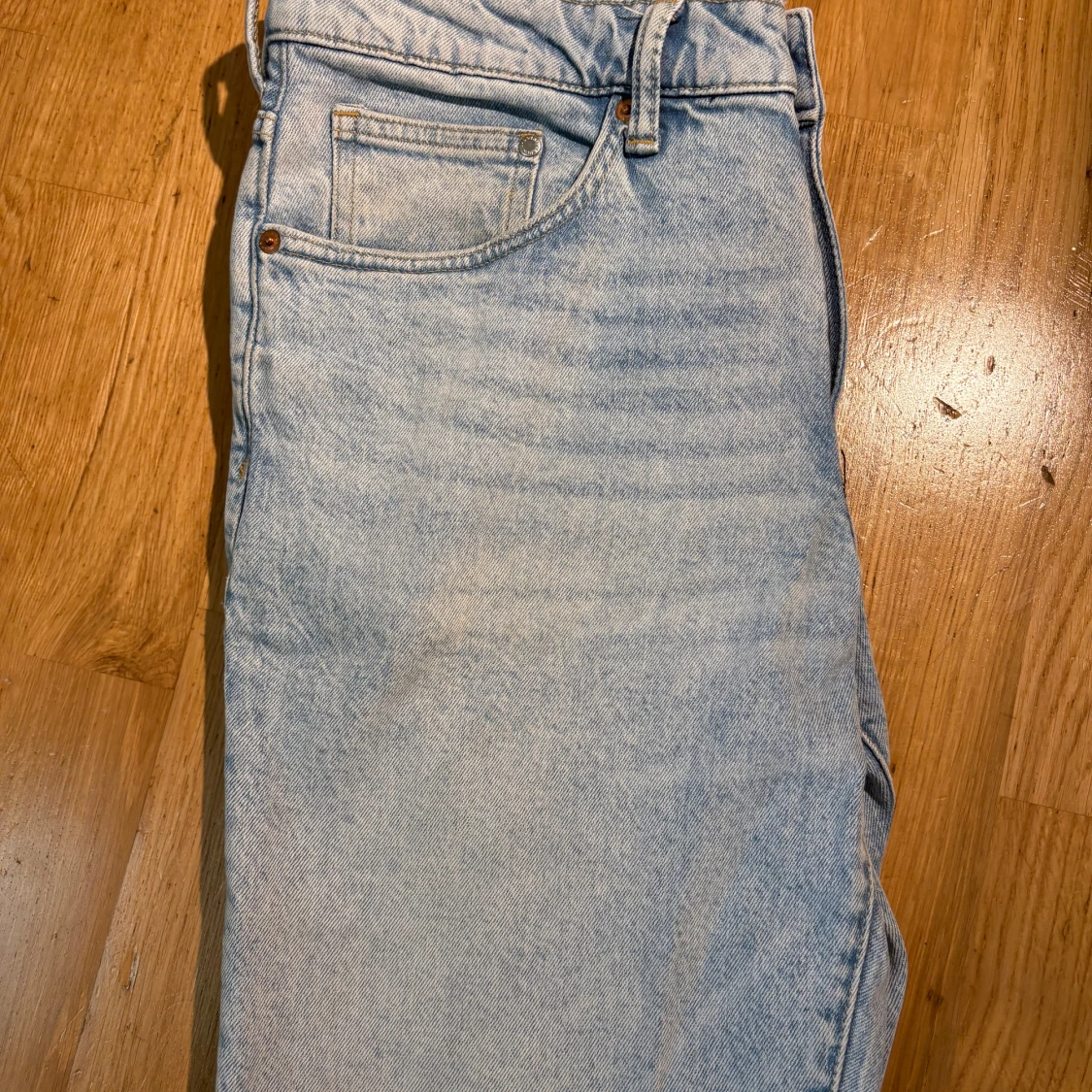 Ljusblå jeans från H&M Essentials - 4