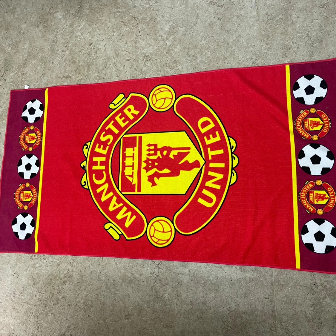 Manchester United halsduk röd/gul