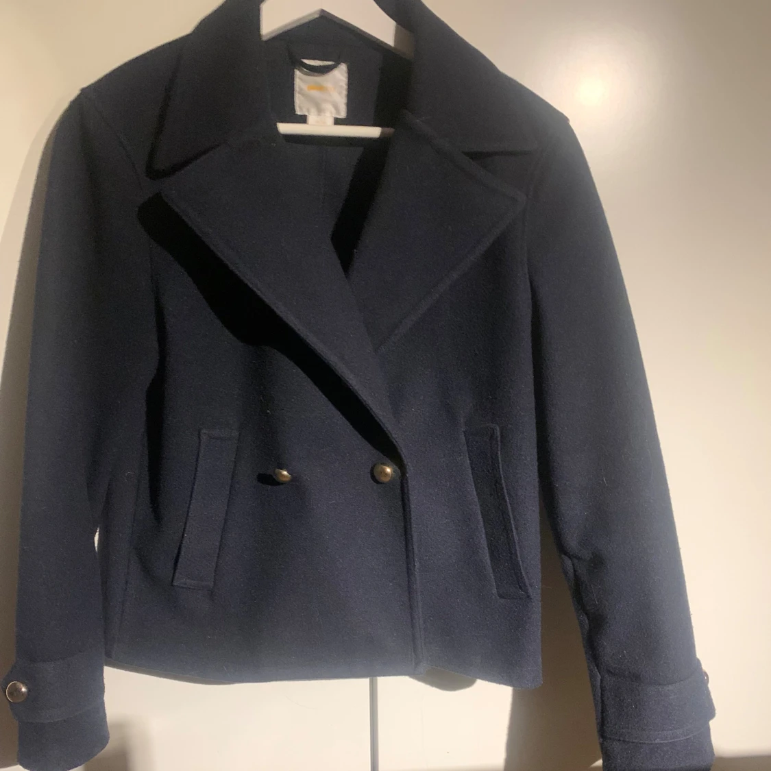 Mörkblå kappa från Gina Tricot - 1