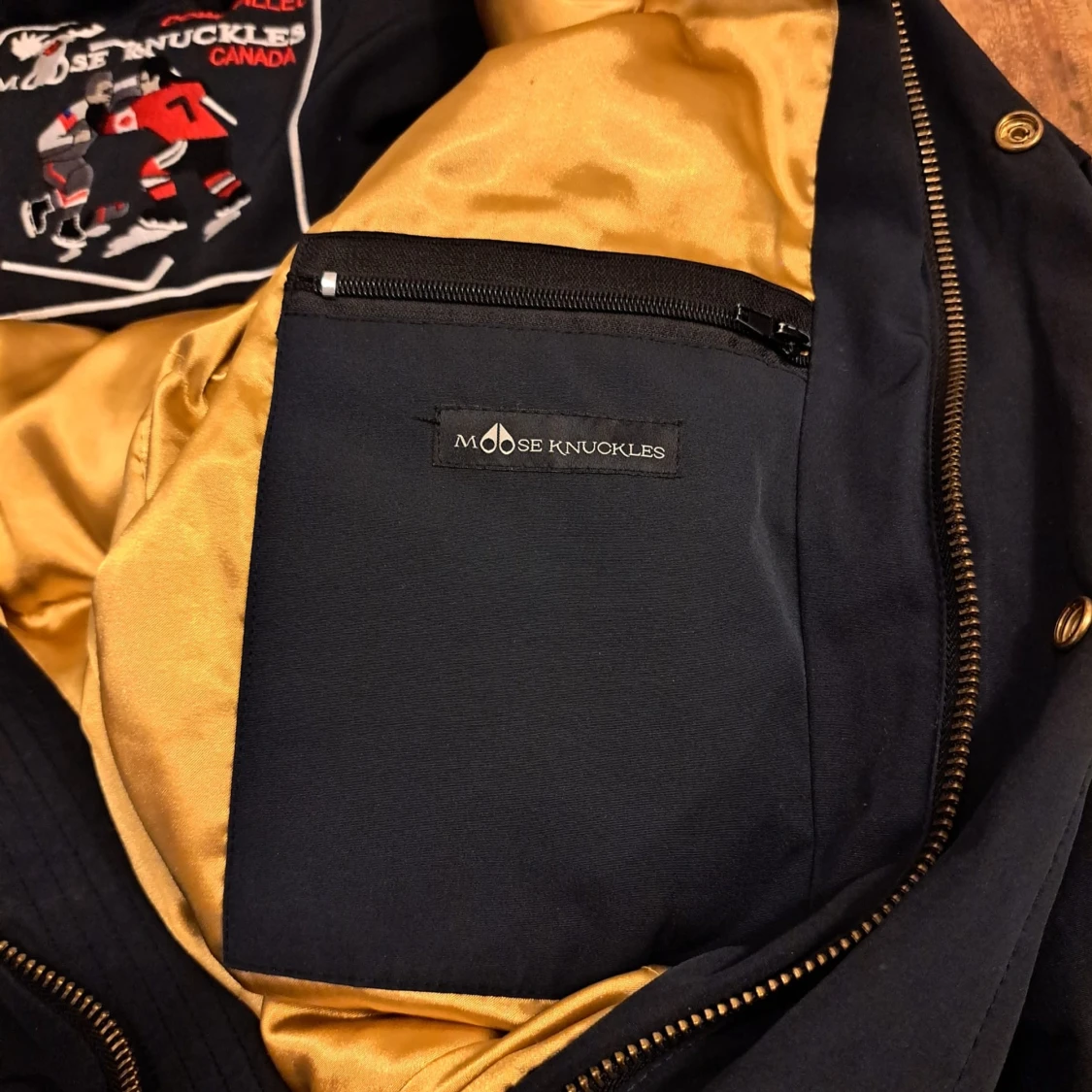 Svart parkas - Moose Knuckles - 5