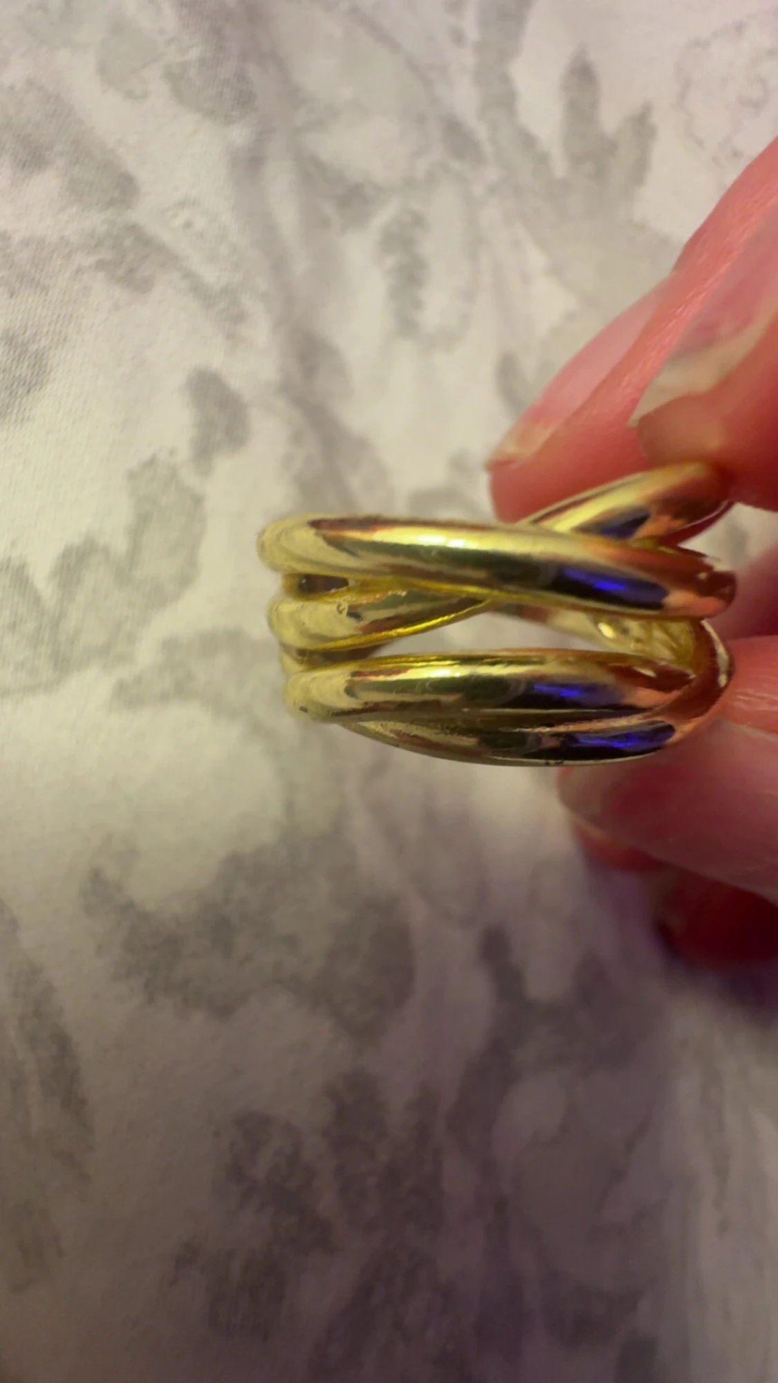 Guldfärgad ring i  925 - 1