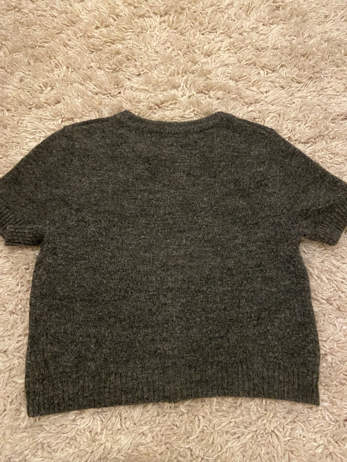 Mörkgrå stickad kofta från H&M - 1