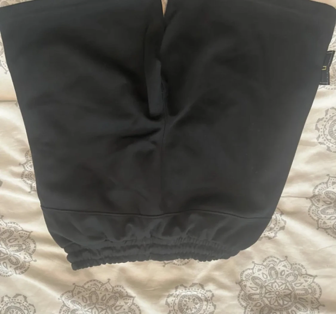 Svarta shorts från Stone Island - 1