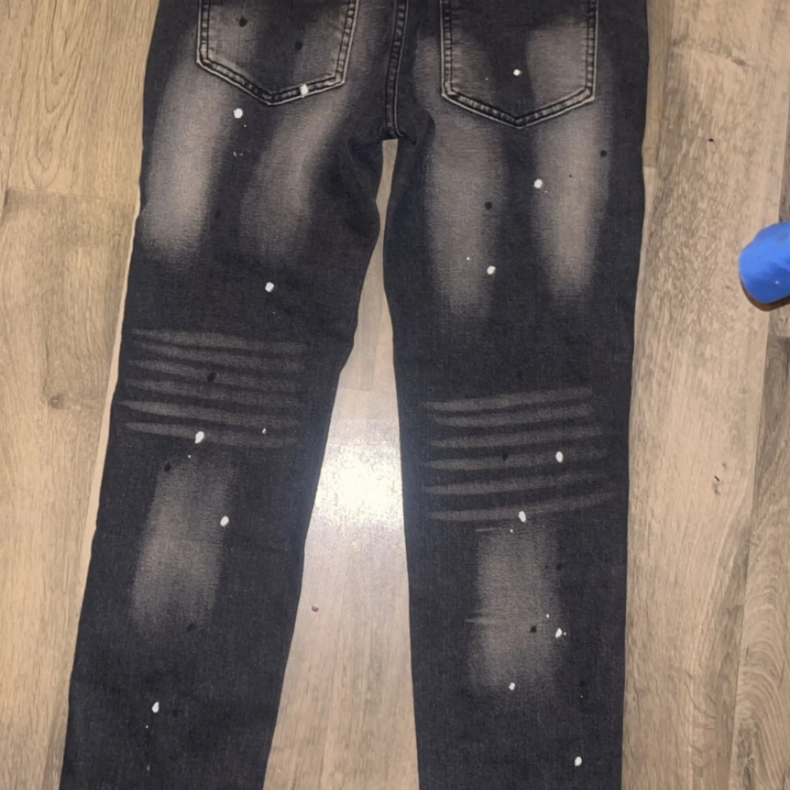 Svarta skinny jeans med slitningar - 2