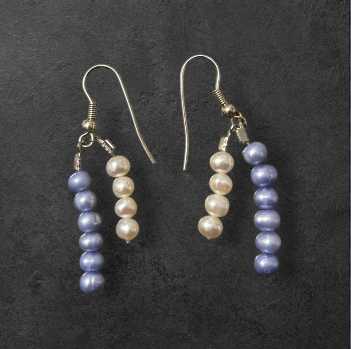 Äkta silver örhängen med pärlor i blått och vitt