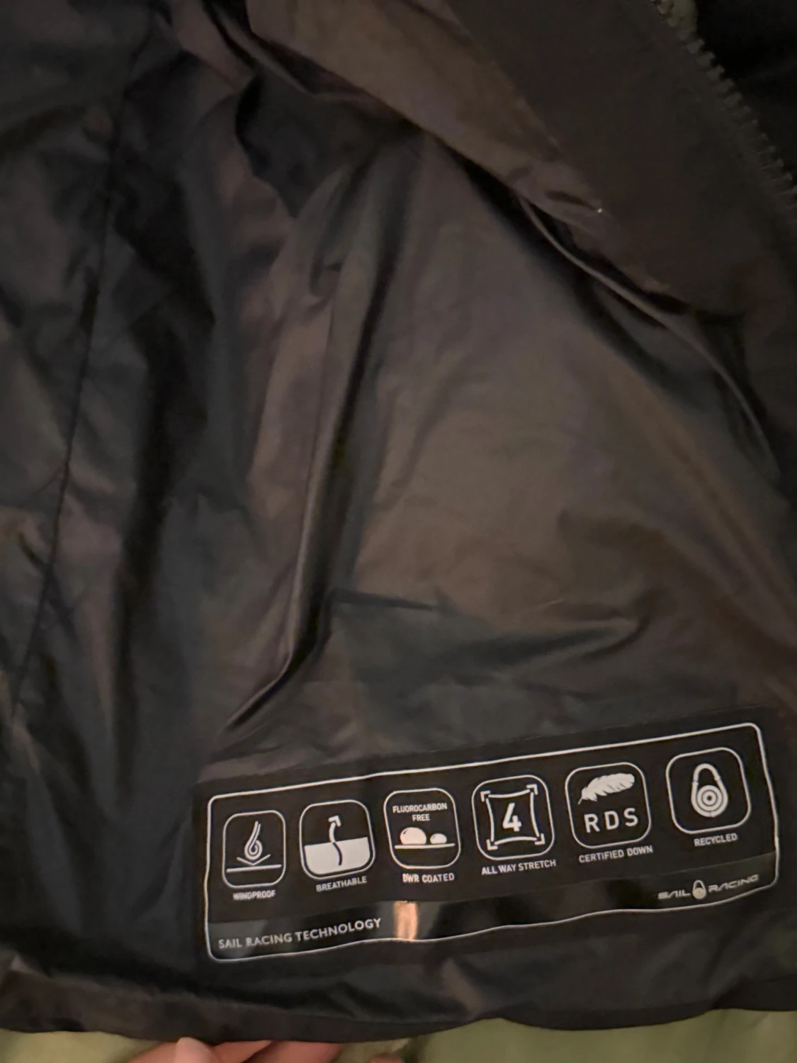 Svart dunjacka från Sail Racing - 1