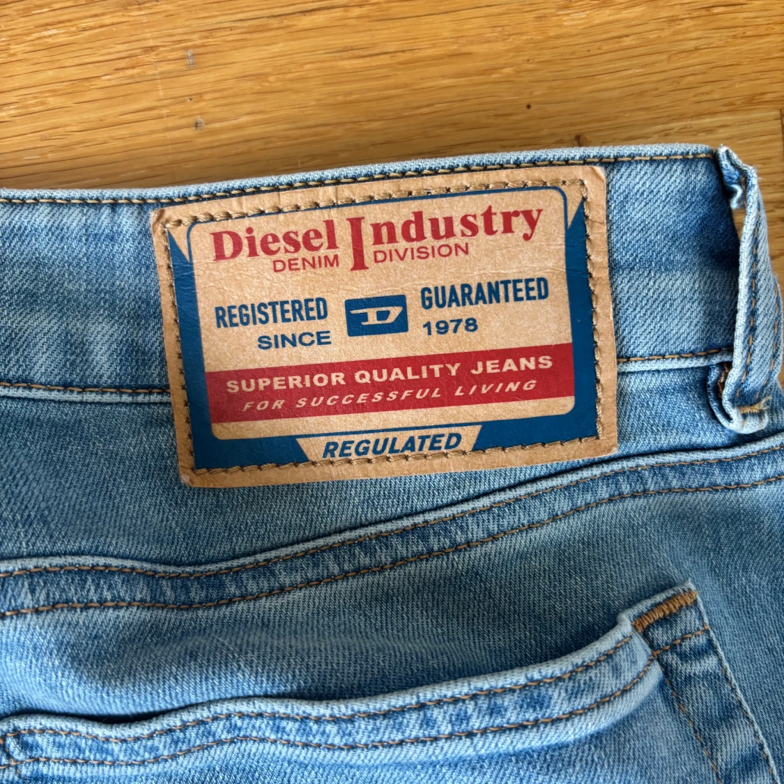 Bootcut jeans från Diesel ljusblå - 3