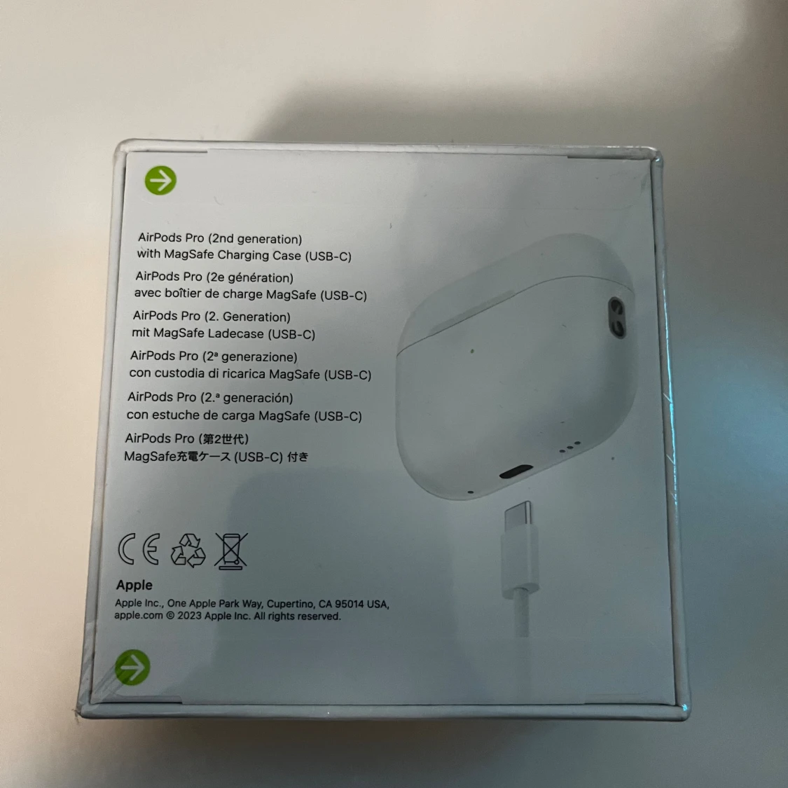AirPods Pro (2nd generation) MagSafe USB-C - 1