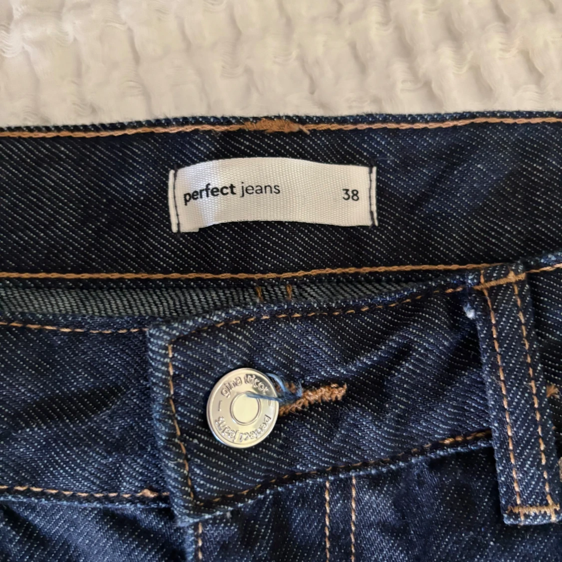 Jeans från Gina  - 1