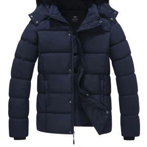 Dunjacka för män - Jackan är ifrån /novao.se/. Helt ny inte använd då den var för liten köpt på rea för 1700. 