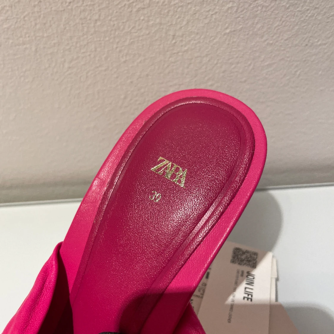 Rosa Zara klackar - 91