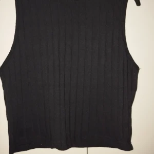 Topp - Ny oanvänd topp 