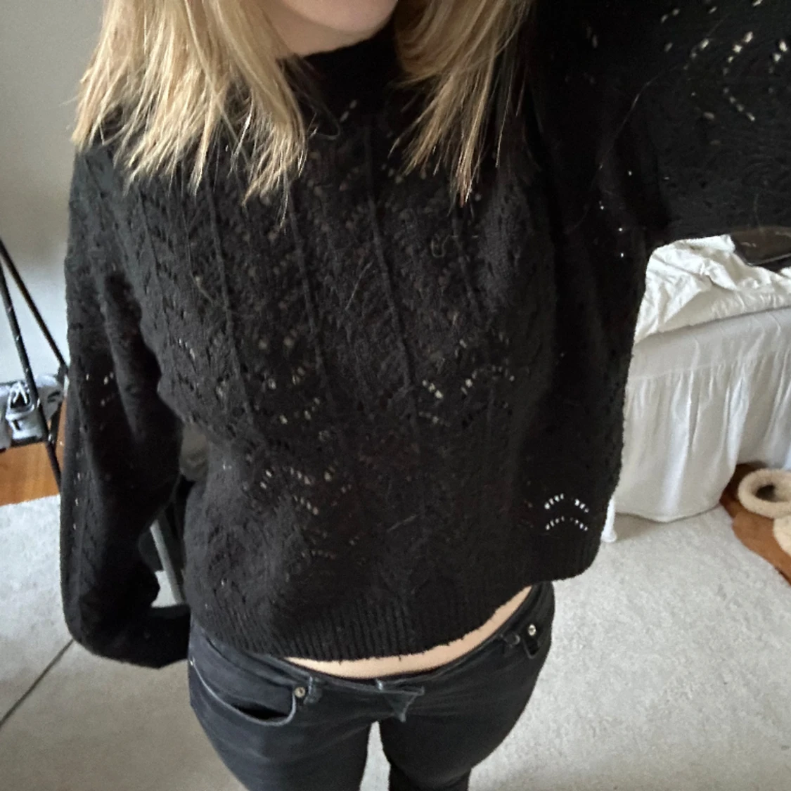 Svart tröja  - 91
