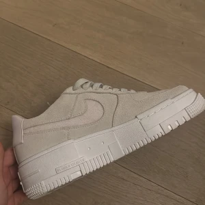 Mocca air force - Jättefina skor som endast är använda 1 gång! 