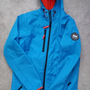 Jackq - Helt ny. Bara provat  Aldrig använt 